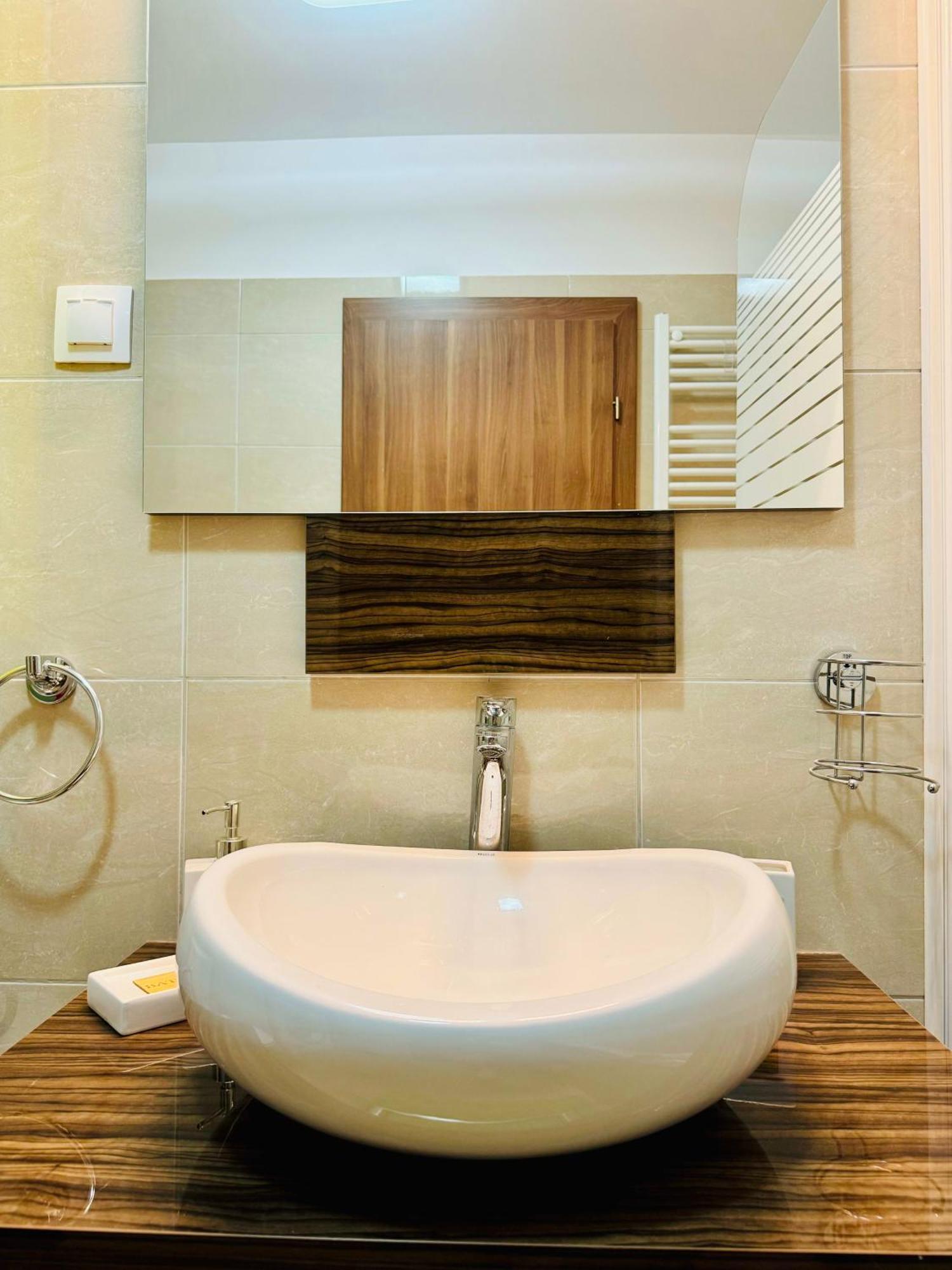 טימישוארה Joy City Stay Forest 84 מראה חיצוני תמונה